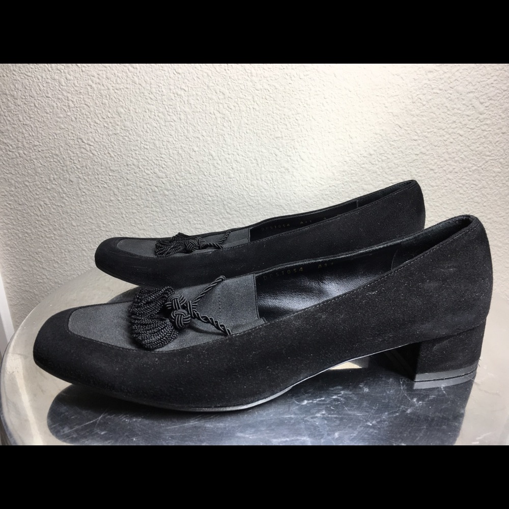 Salvatore Ferragamo Black Suede Loafer Tassels 9B